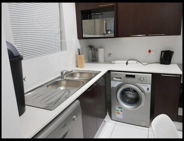 3 BEDROOM APARTMENT FOR SALE IN LONEHILL